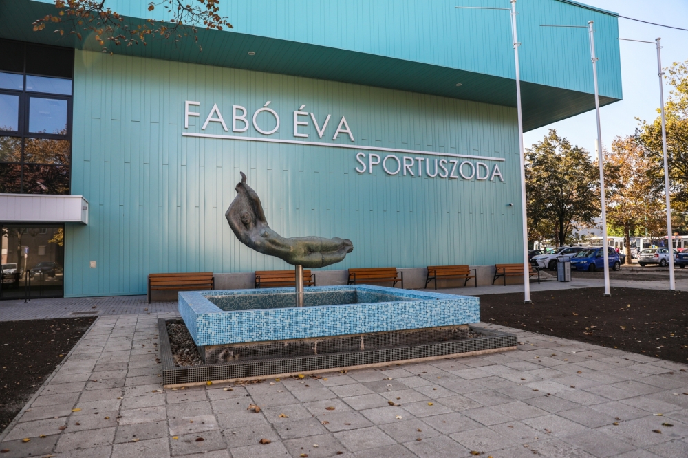 2019.12- Tőlünk Épült: Fabó Éva sportuszoda- Dunaújváros