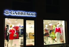 2018.10- Tőlünk Épült: Gabriacci avagy az olasz női ruhabolt